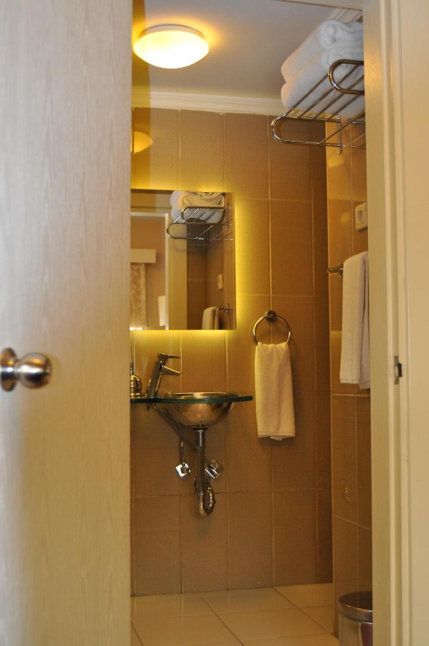 Away Hotel Стамбул Екстер'єр фото